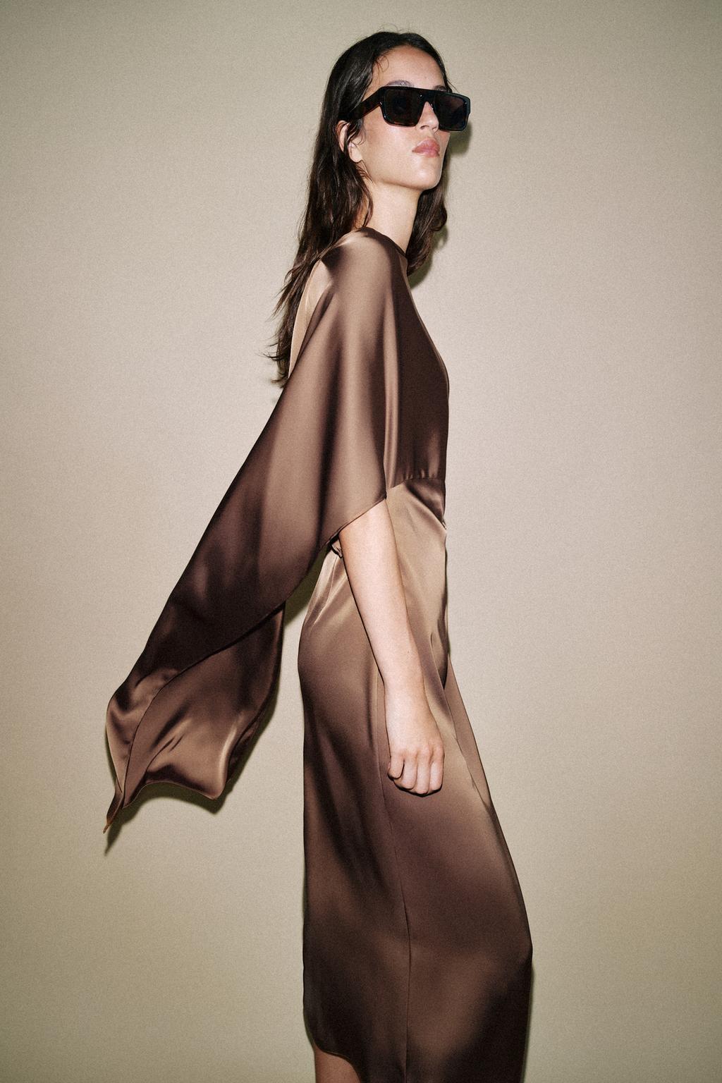 Robe Mi-longue Satinée à Cape (8)